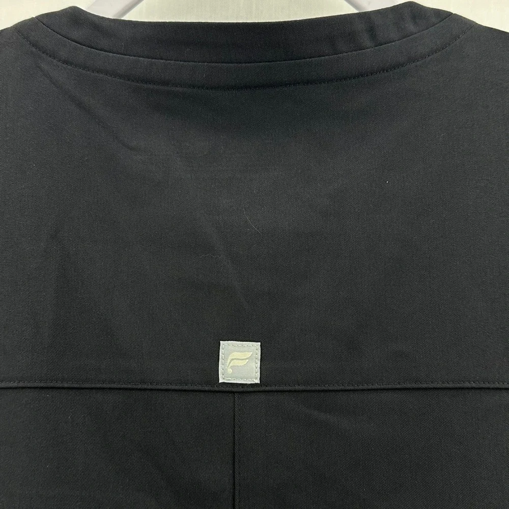 Fabletics XL Black V Neck Scrub Top Feel‎ Good Performance Short Sleeve Pocket